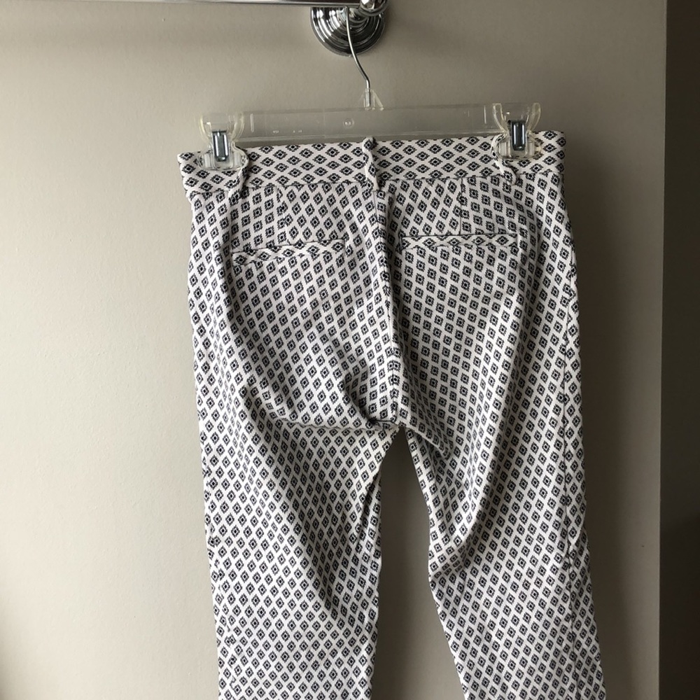 Gap Patterned Pants - Picture 4 of 9